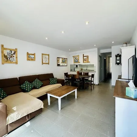 Brisa Costabravasi Tatil Evi *