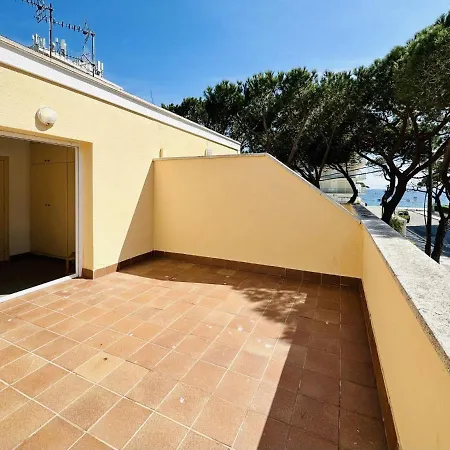 Brisa Costabravasi Tatil Evi *